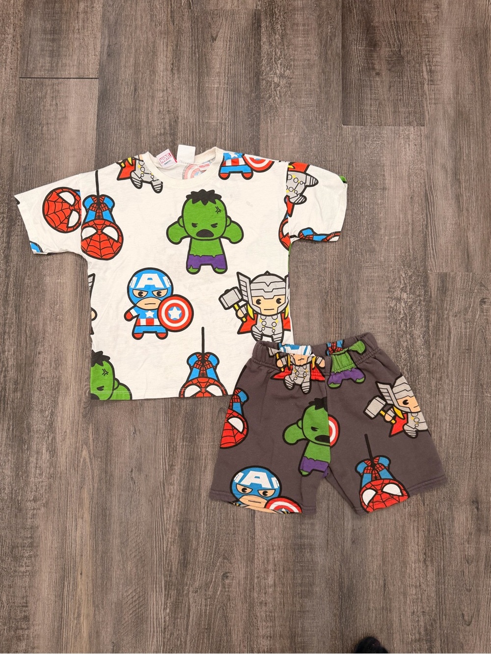 Zara Kids Marvel Character Matching Set - White & Gray with Red, Blue, Green